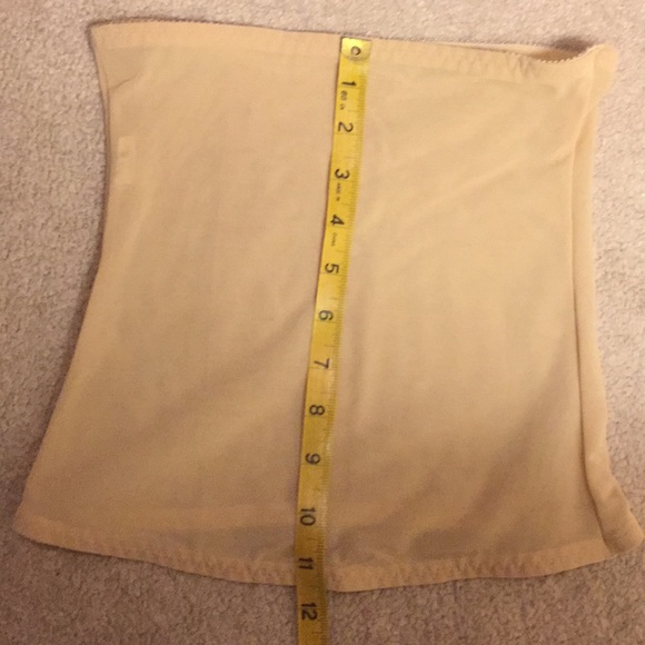 NWOT Tummy control size M - Picture 4 of 5